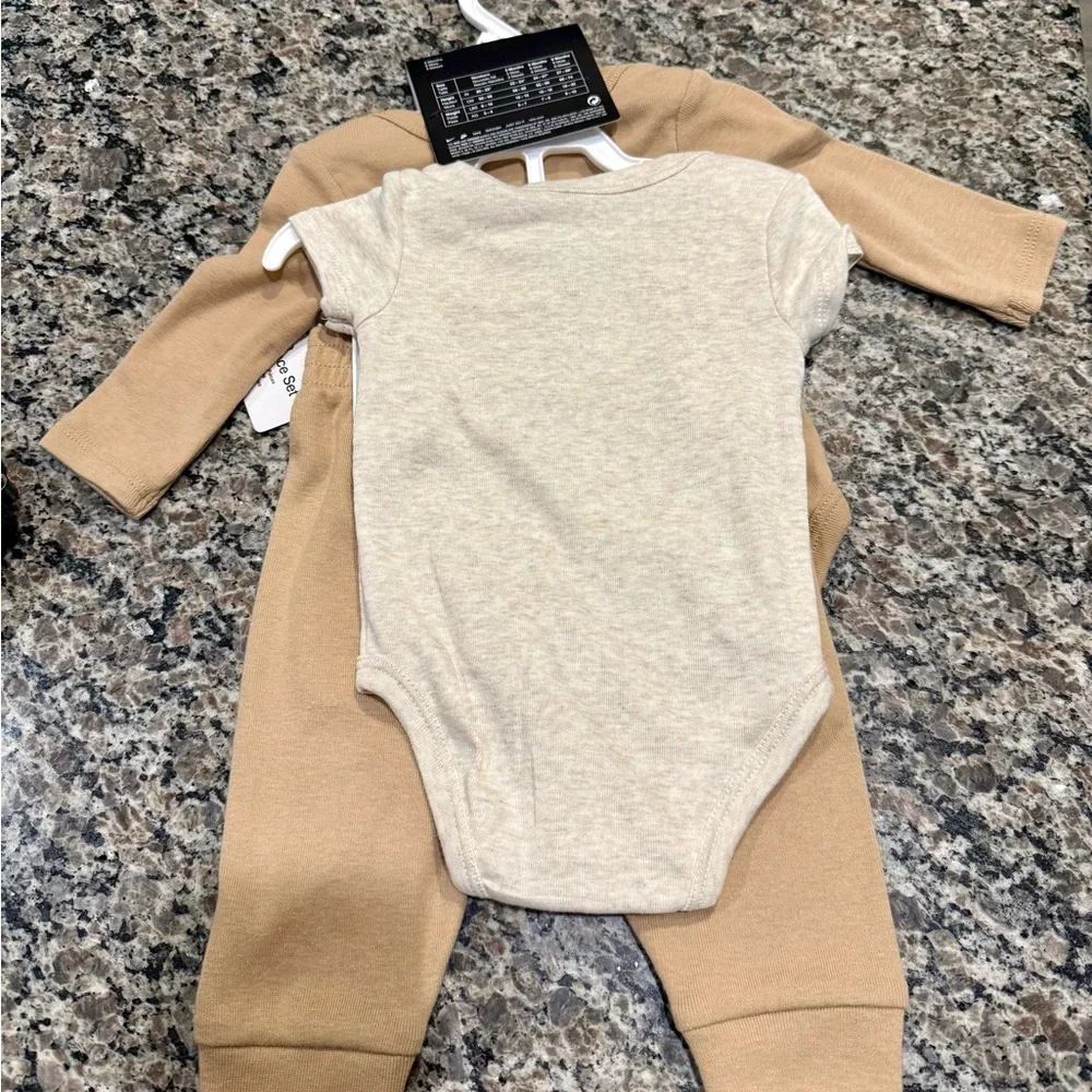 Baby Nike Set - Picture 2 of 2